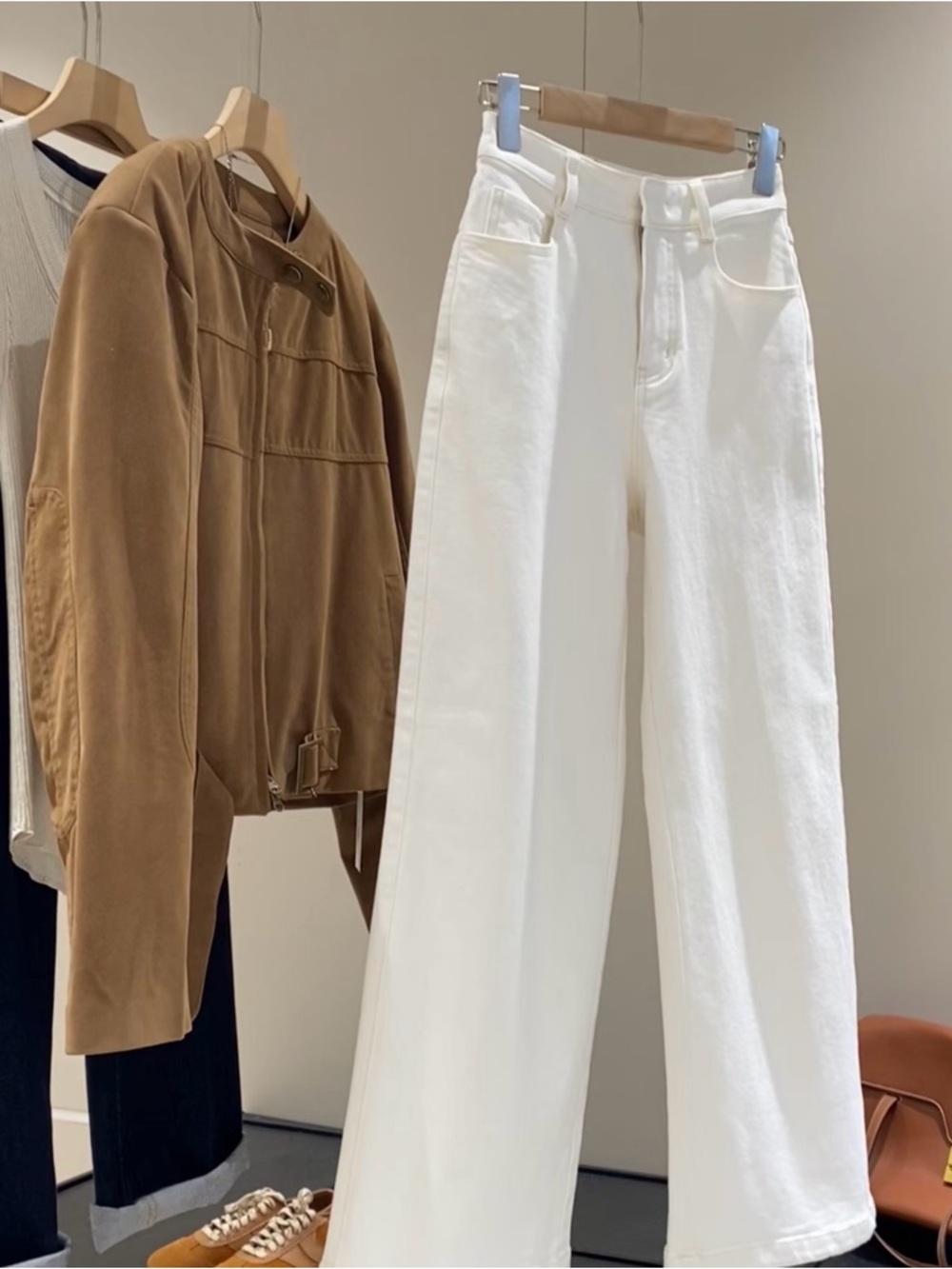 Brand New! Wide-Leg High-Waist White Jeans